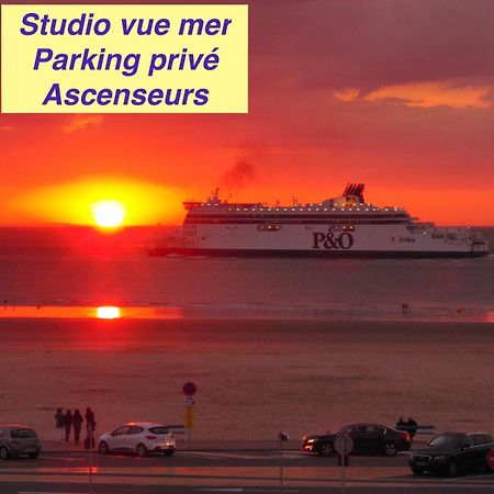 Apartamento Au Rythme Des Ferrys Calais Exterior foto