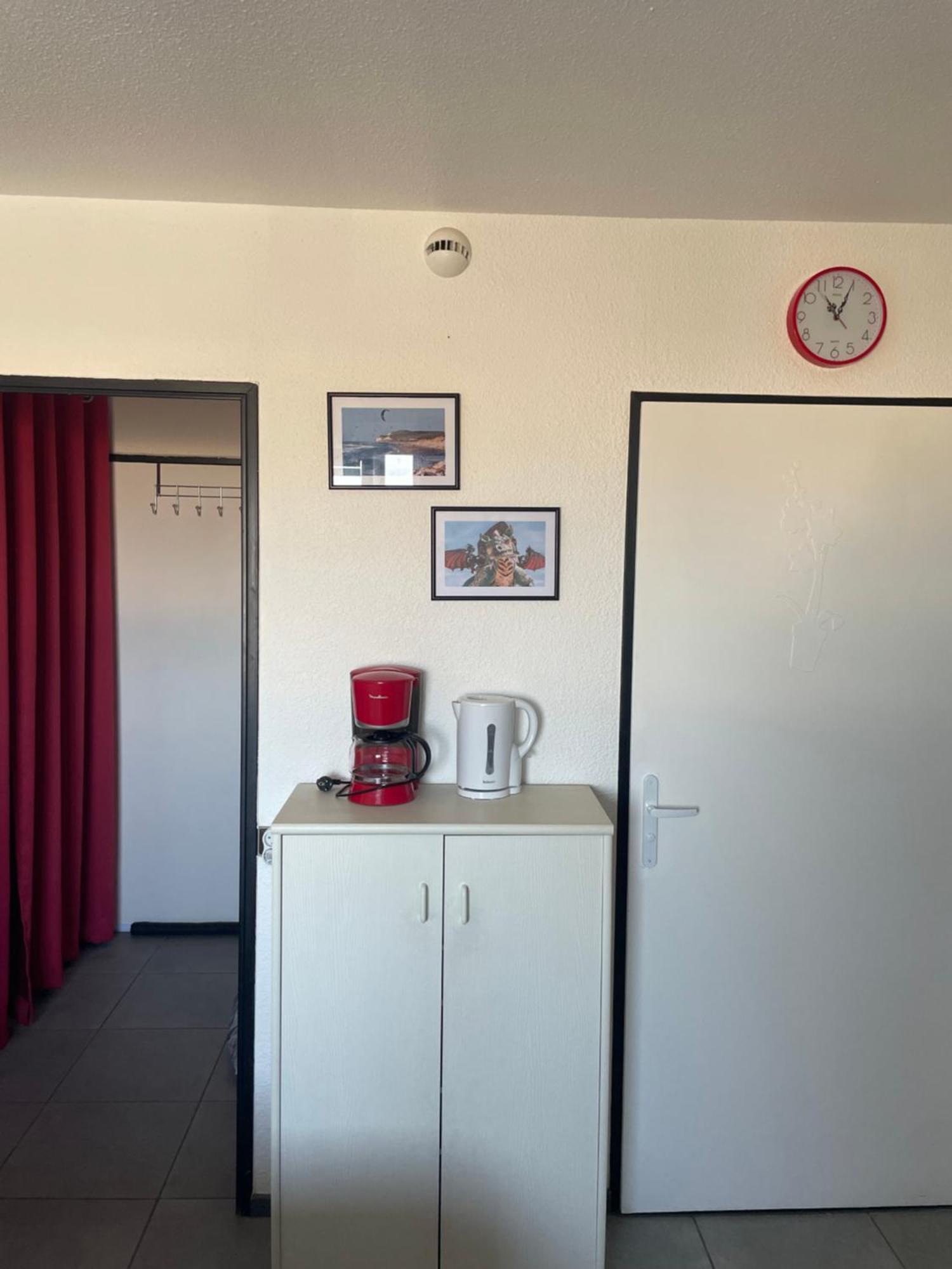 Apartamento Au Rythme Des Ferrys Calais Exterior foto